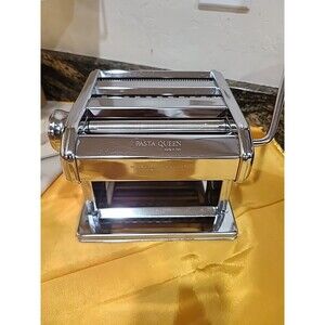 VINTAGE OPEN BOX OMC AMPIA Model 150 PASTA MACHINE